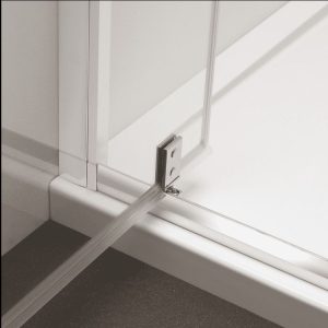 crosswater_kai_6_pivot_door_detail_2_EDIT