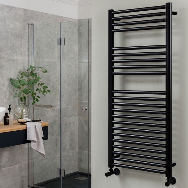 Vogue focus radiator- matt black jpg