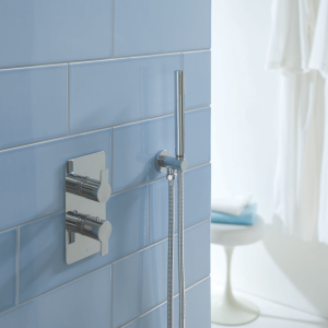 JTP-Amore 1 Outlet Thermostat - 79651-lifestyle (1)